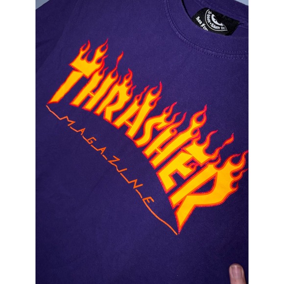 Thrasher Magazine Flame Logo Graphic T-Shirt Purple Mens Small Skate Tee - Picture 2 of 4